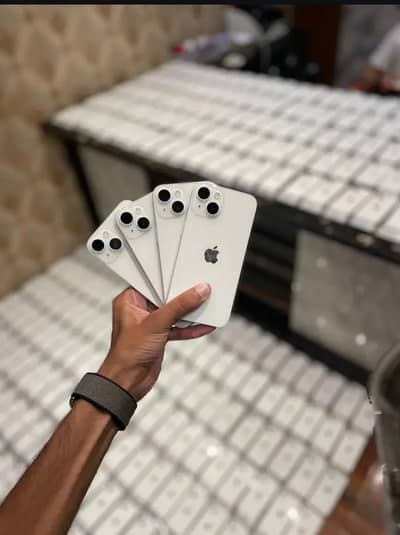 Apple iPhone 14