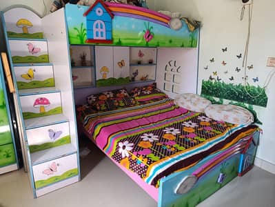 5x6 Bunk Bed Room With 3 Door Cupboard – Excellent Condition