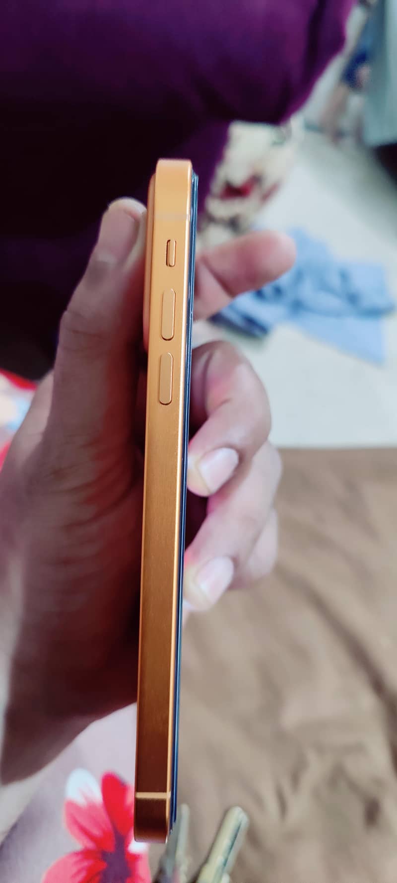 Apple iPhone 11 4
