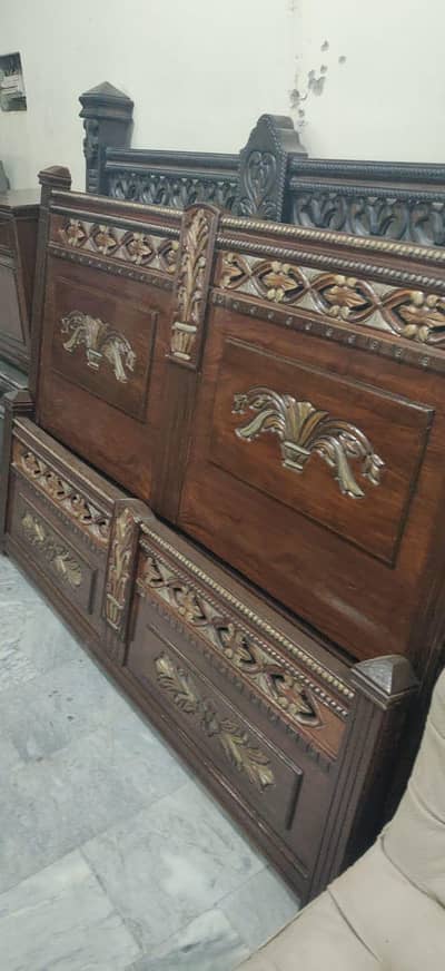 Wooden bed set