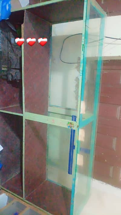 Showcase/counter for shop