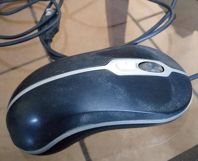 Monitor + Keyboard + Mouse + Cables 3
