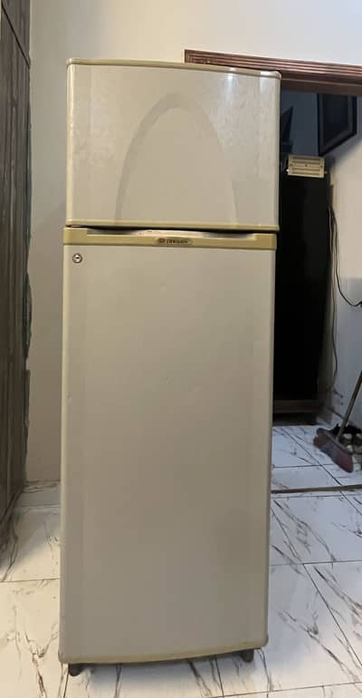 Dawlance refrigerator for sale