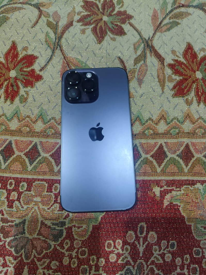 iPhone 14 Pro Max 0