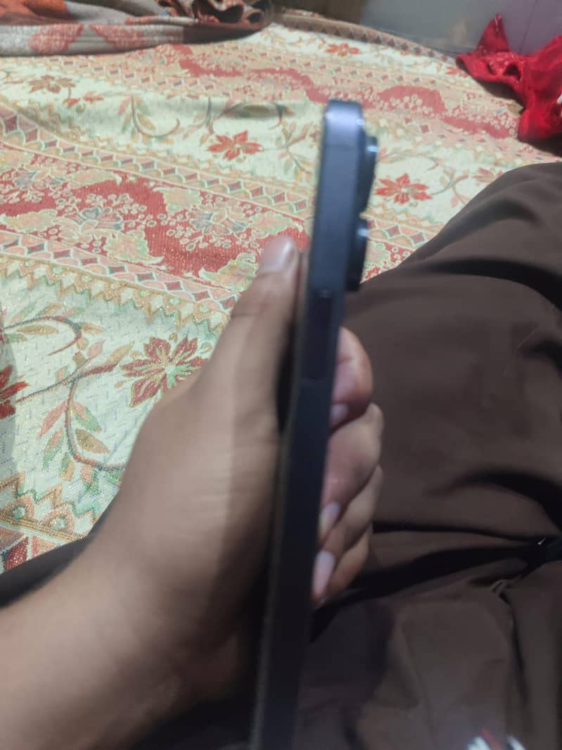 iPhone 14 Pro Max 1