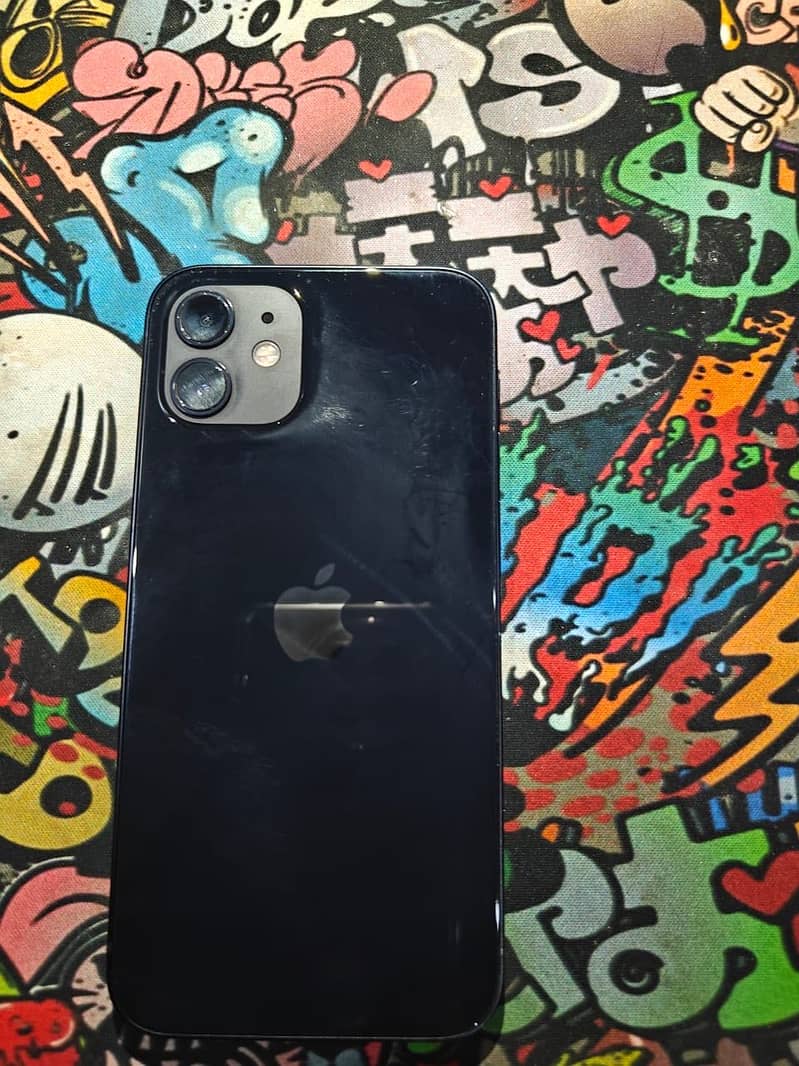 Apple iPhone 12 3