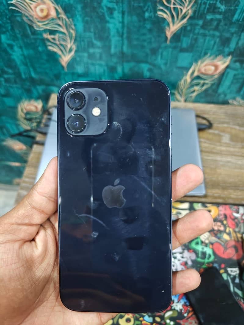 Apple iPhone 12 7