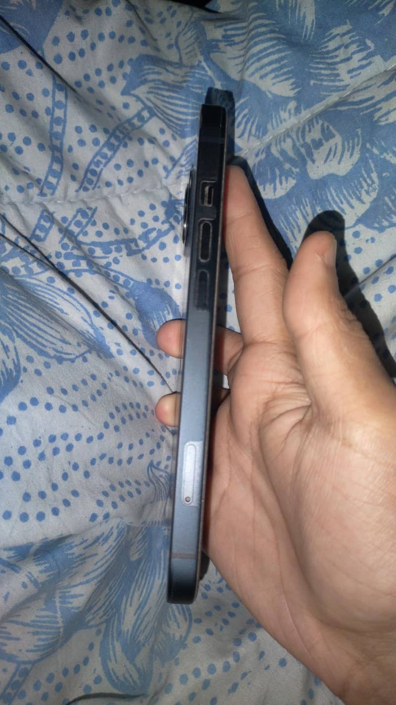 IPHONE 13 1