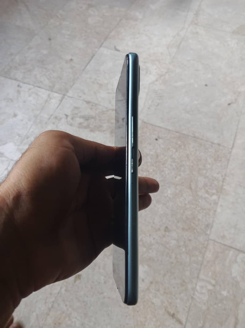Infinix Hot 10 4