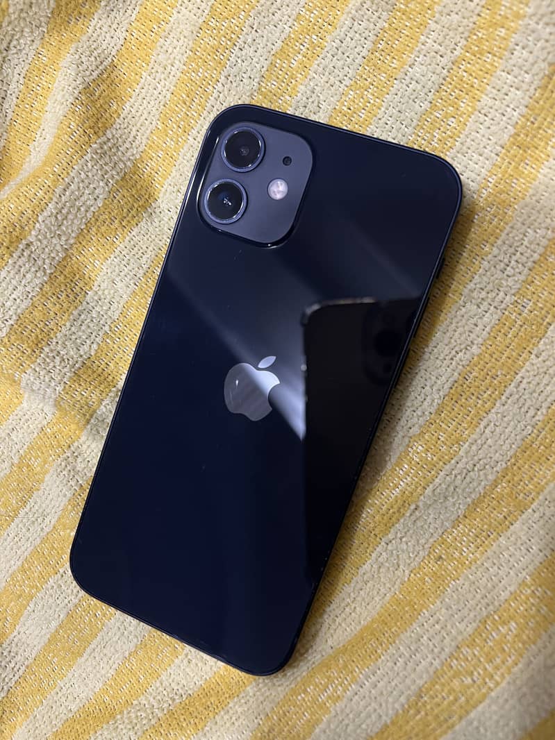 Apple iPhone 12 8