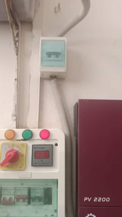 PV2200 1.5year used 1.6 KW