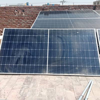 560 watt 1 year used 2plates