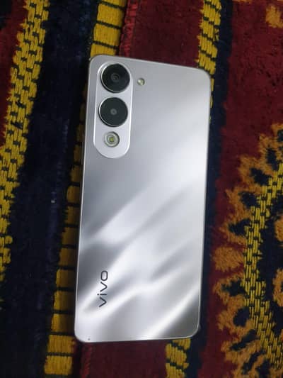 Vivo Y04
