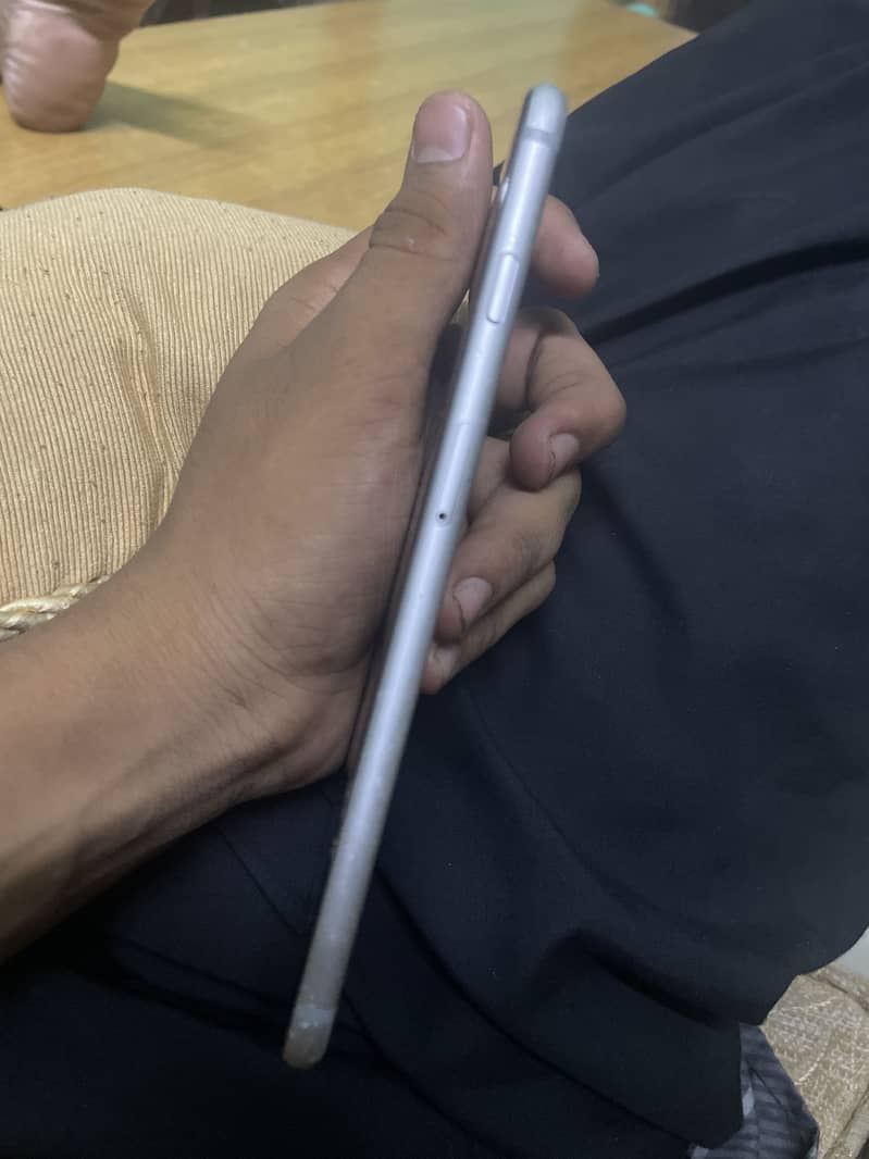 IPhone 6 Plus 3