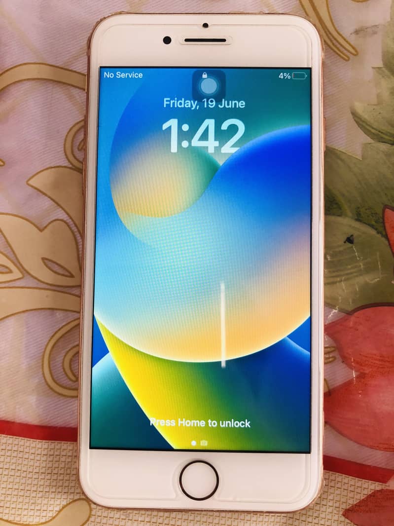 Apple iPhone 8 0