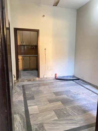 room flat available for rent in kuri road newmal islamabad
