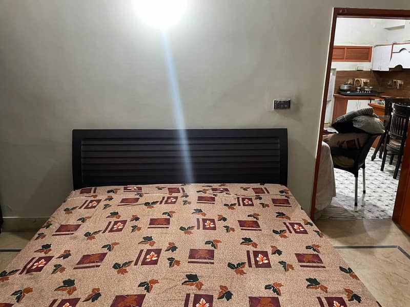 bed +almari 1