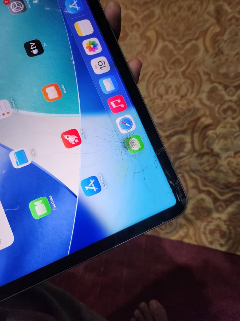 Ipad M1 5th 4