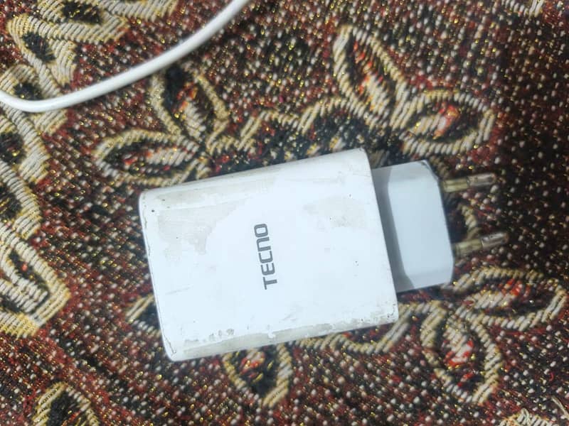 Tecno CAMON 20 2