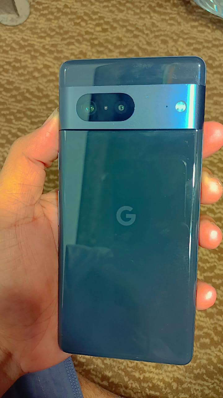 Google Pixel 7 4