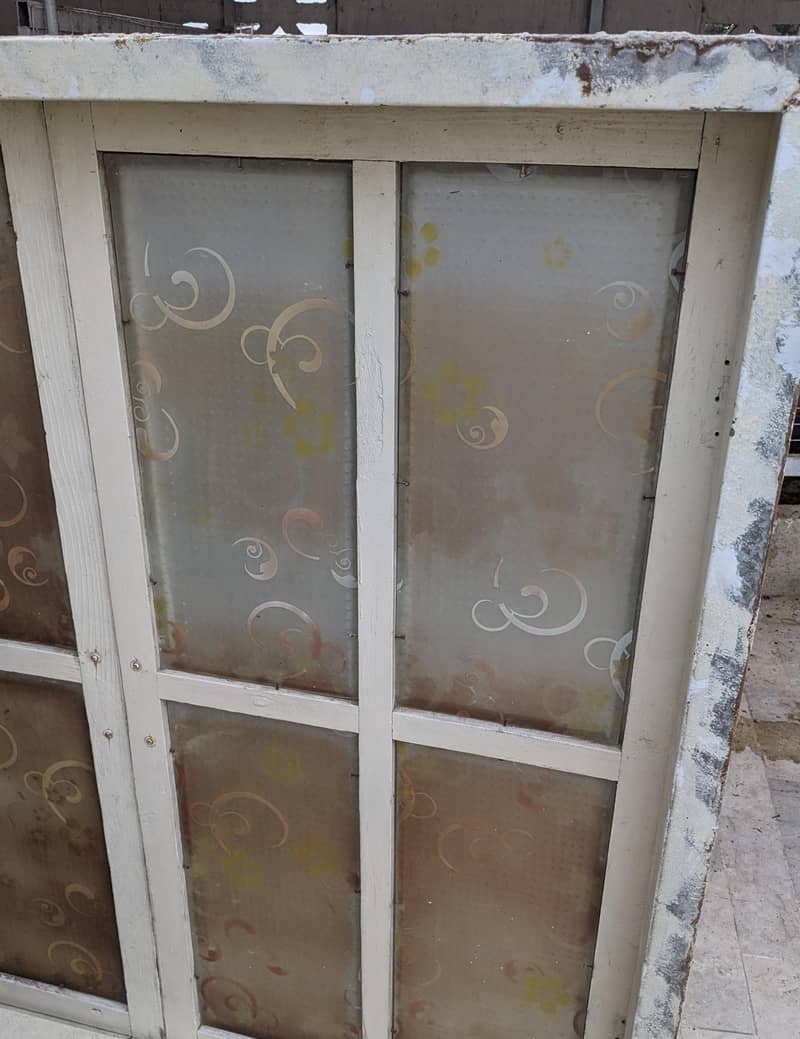 room window کمرے کی کھڑکی 2