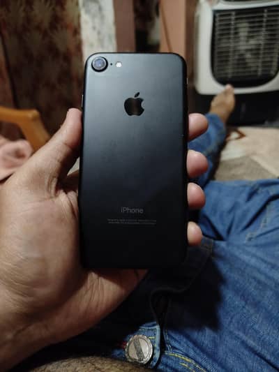 iPhone 7 non PTA 32GB gaming beast camera 03035522909 whatApp