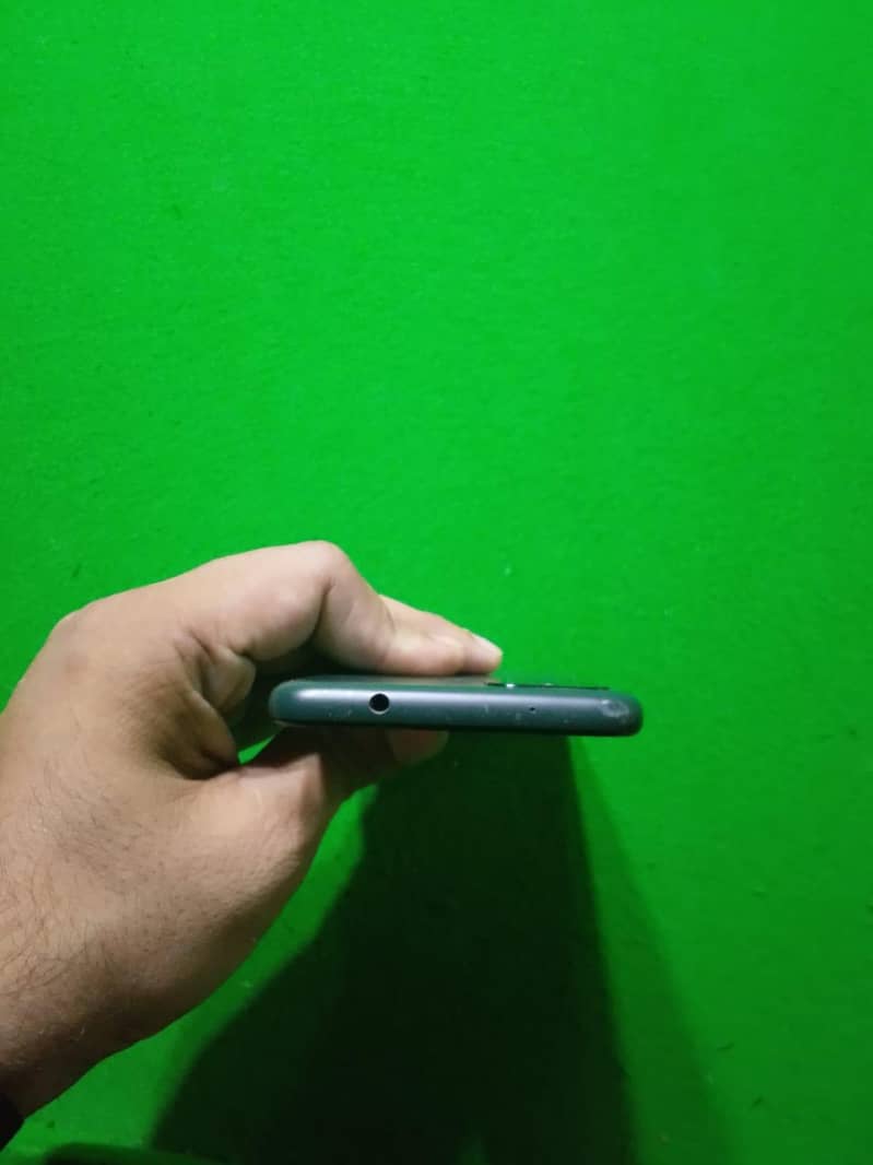 Google Pixel 5a 4