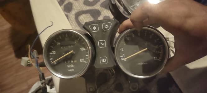 Suzuki gs 150 original meter and light