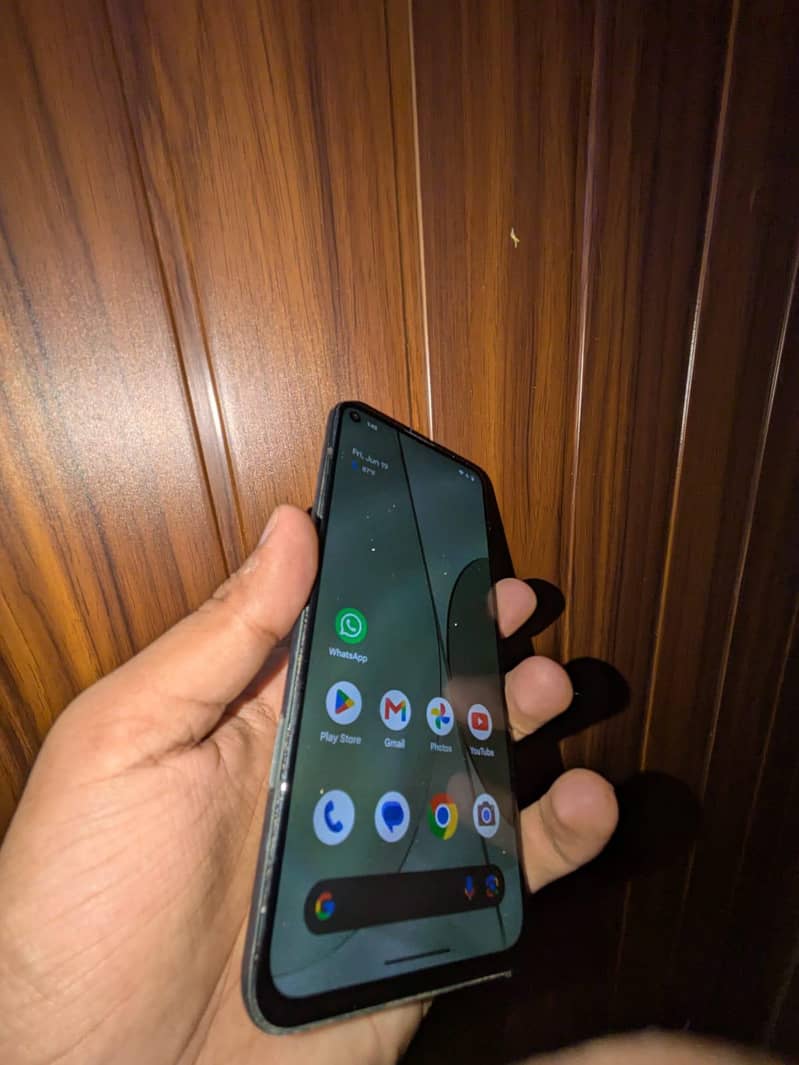 Google Pixel 5a 0