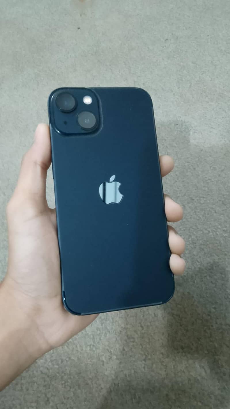 Apple iPhone 13 0