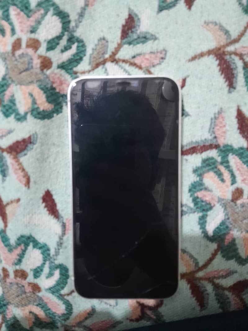 Apple iPhone 12 1