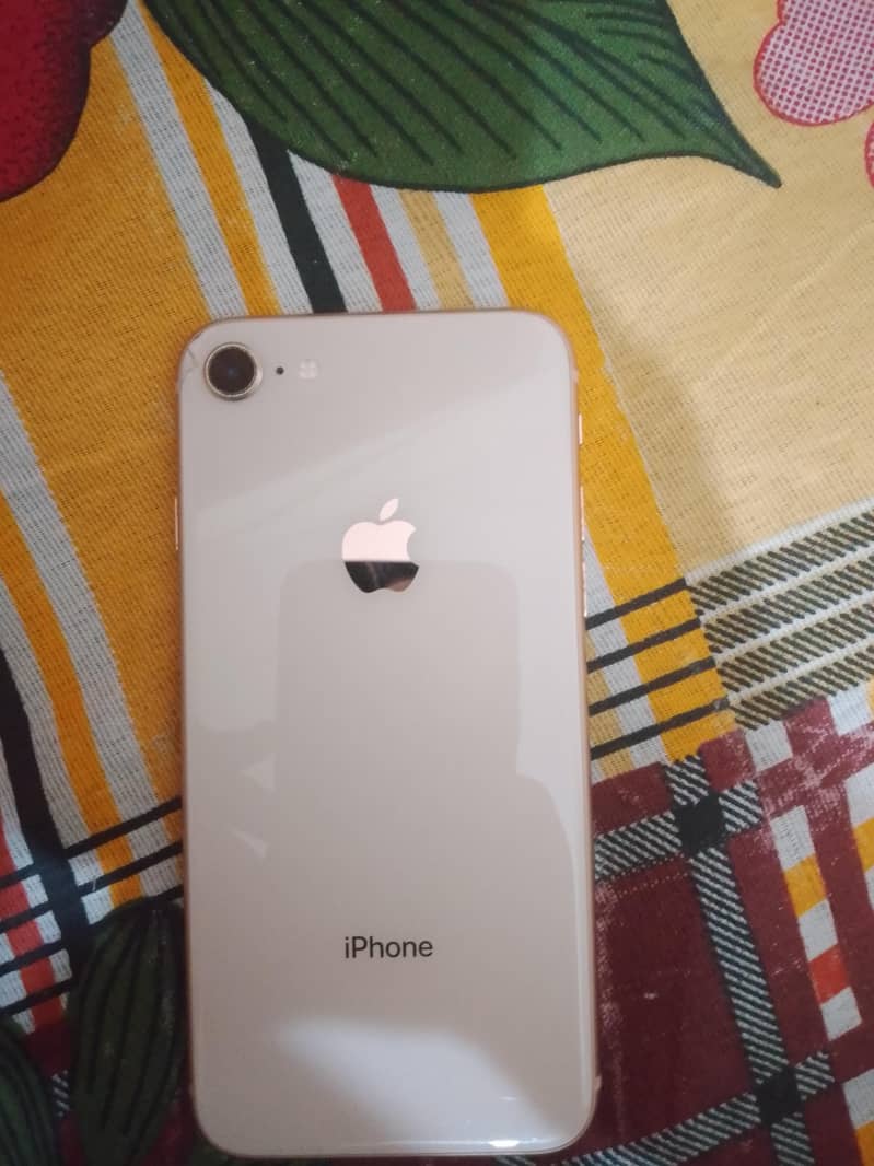 Apple iPhone 8 0