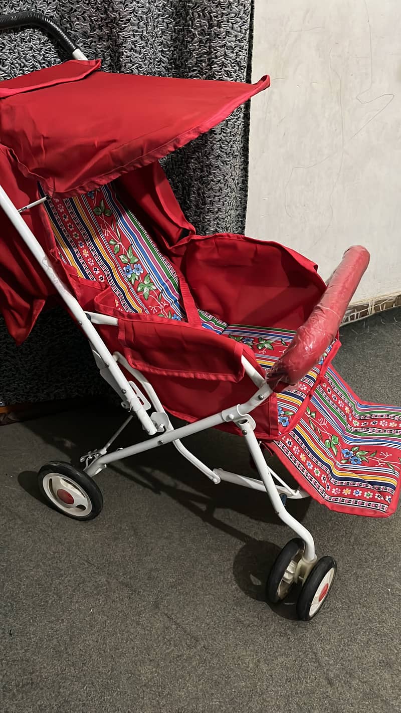Pram / stroller 0