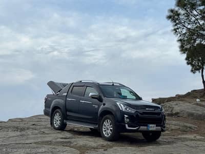 Isuzu D-Max V-Cross 2020