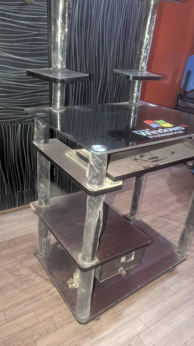 computer table 0