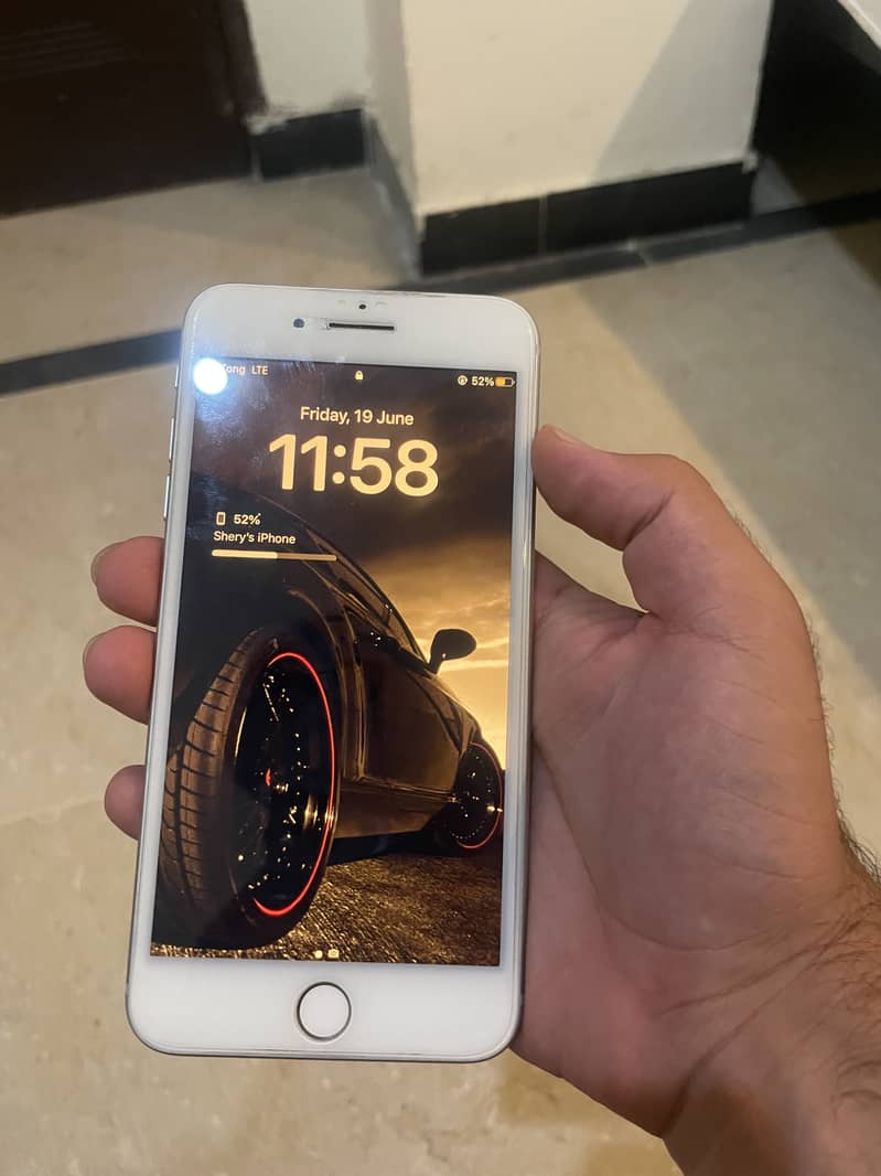 Apple iPhone 8 Plus 7