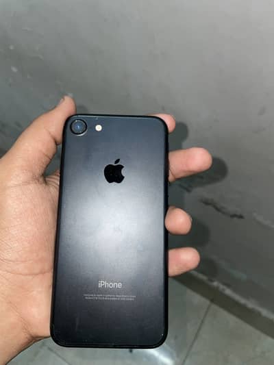 Apple iPhone 7