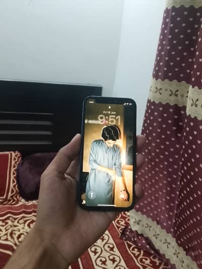 iPhone 12 mini 64gb Factory unlock 10/8 read add