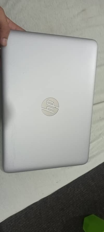HP ELITE BOOK 820 G3