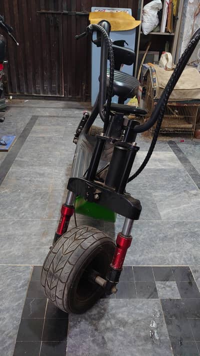 Electric Scooter 2 Seater – Excellent Condition