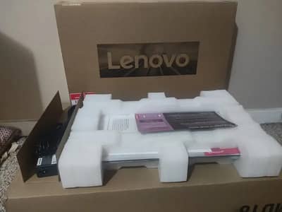 New unused Lenovo Idea Pad 1- 15.6"+SSD+ 4k 60hz+Athlon Silver 2.50 GH
