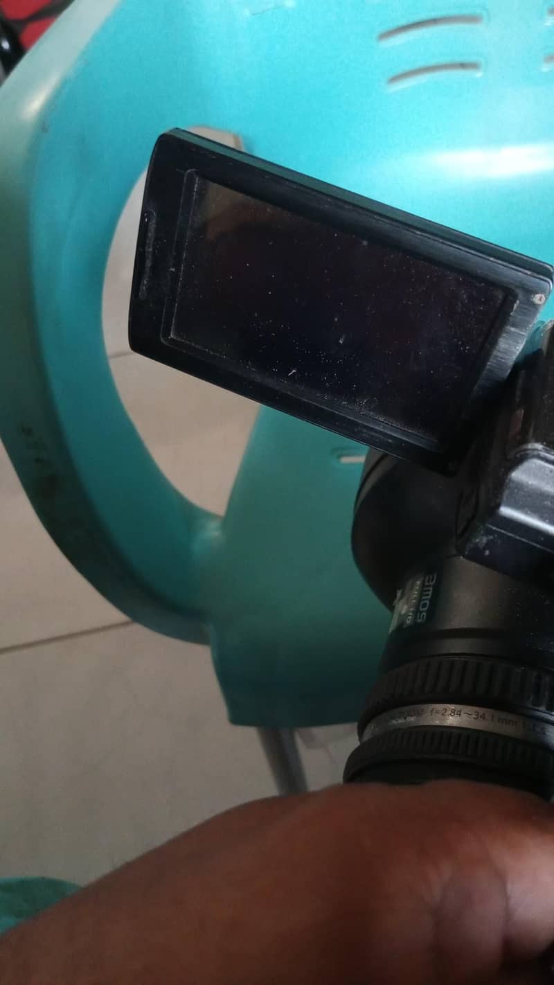 Video camera 5