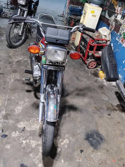 Honda 125 2017 03219599697