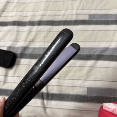 Hair straightener