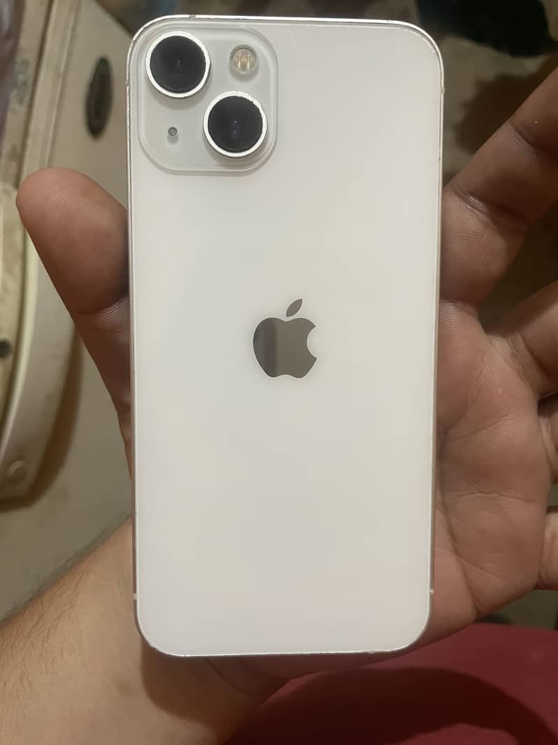 iPhone 13 0