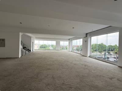 10 Marla Commercial Building For Sale Defence Raya Fairways | Location: Defence Raya Fairways, DHA Phase 6, Lahore