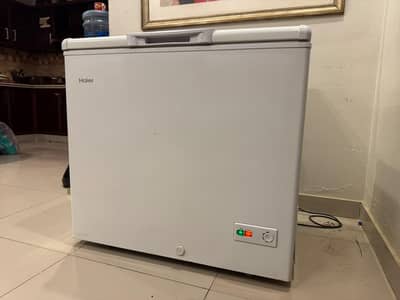 Hair Deep Freezer/Chest Freezer HDF-285ES   in excellent condition