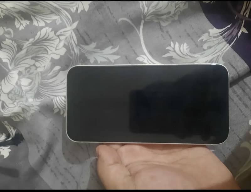 Apple iPhone 13 3