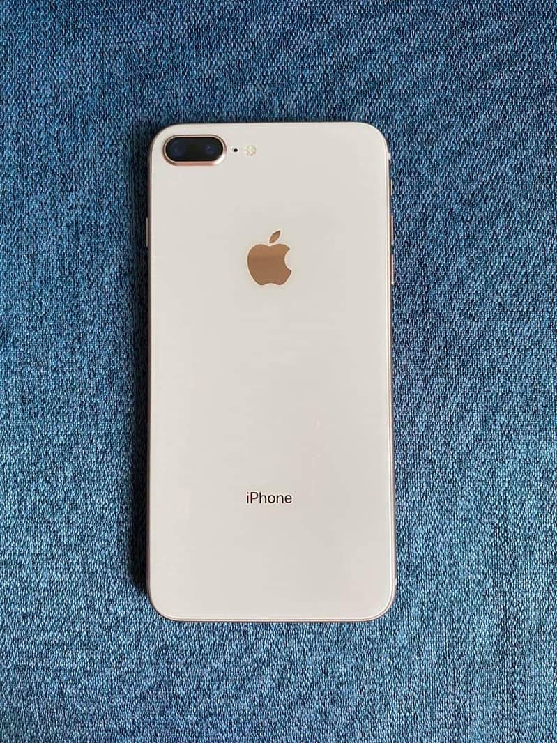 Apple iPhone 8 Plus 0
