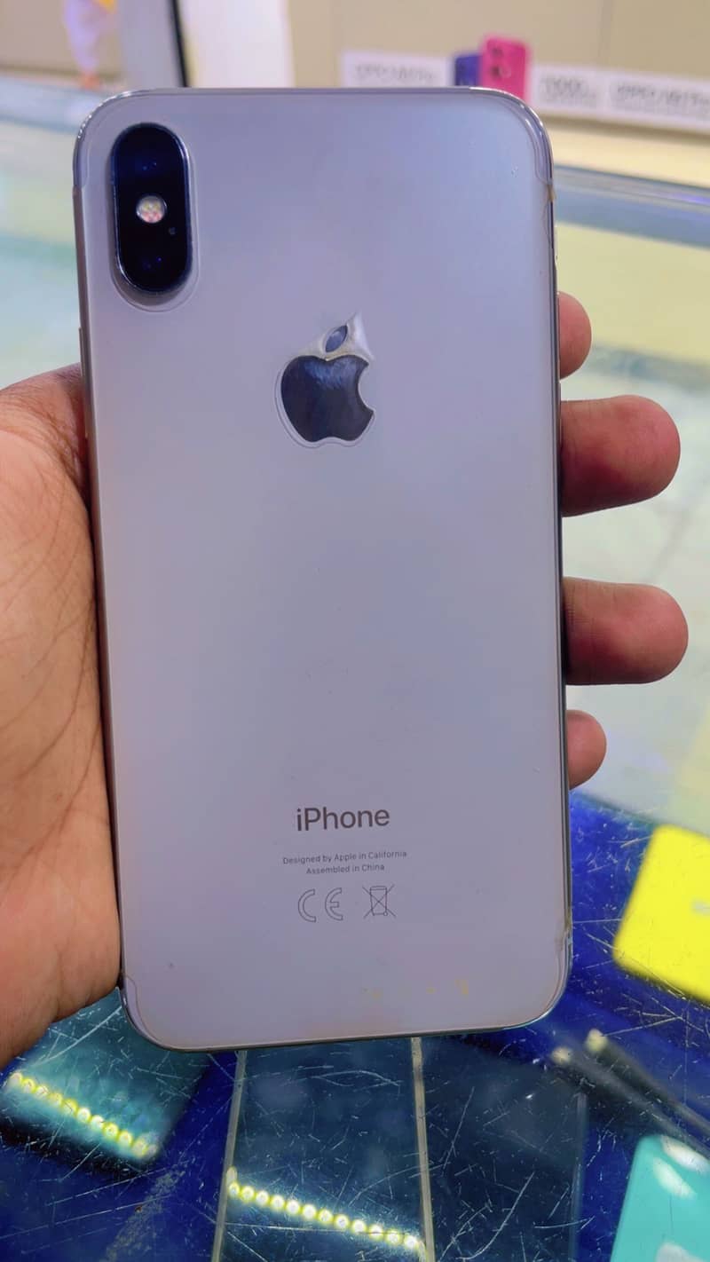 Apple iPhone X 5